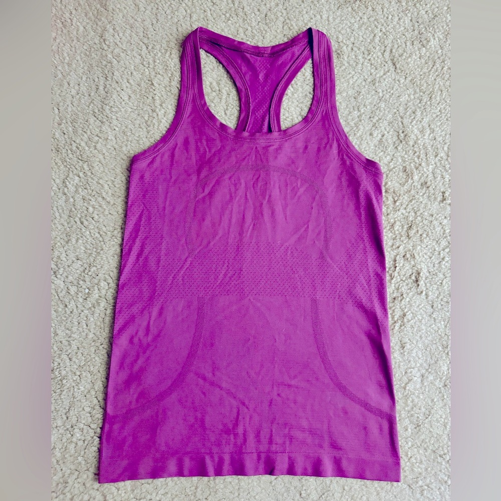 Lululemon tank